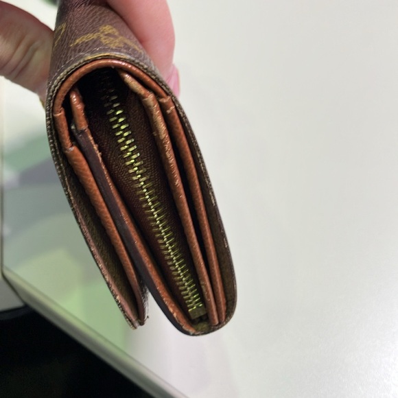 LV Louis Vuitton medium size Tressor wallet in excellent pre-loved condition - Picture 14 of 14